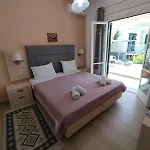Nefeli Mare Tatil Evi