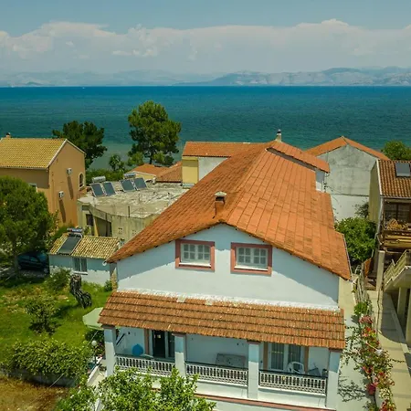 Nefeli Mare Kávos