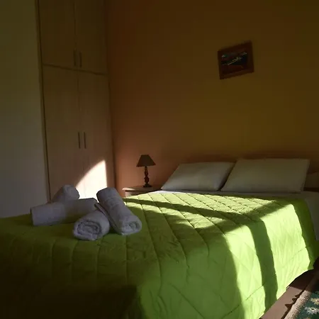 Nefeli Mare Κάβος